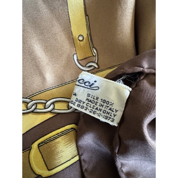 Italy Gucci Beautiful Authentic Scarf 33" x 33" Silk - Picture 5 of 5